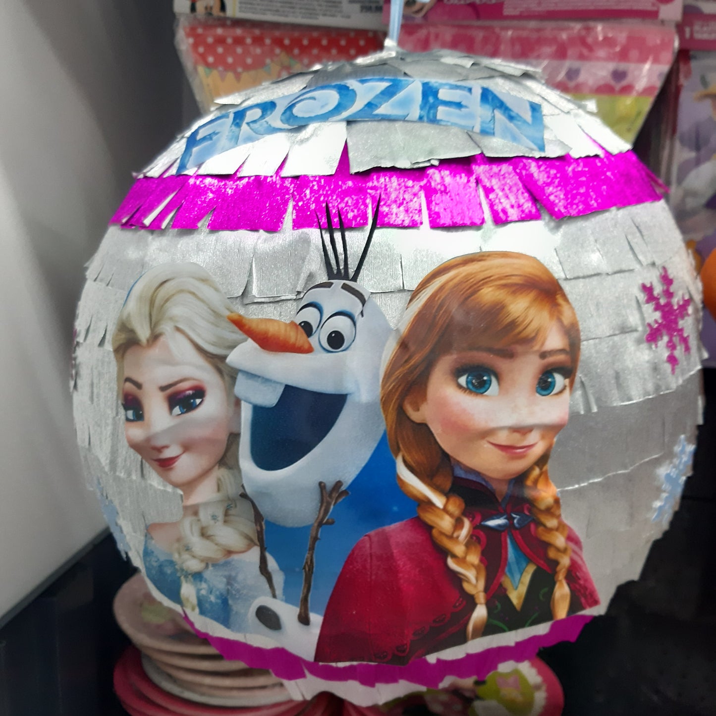 Pinjata Frozen